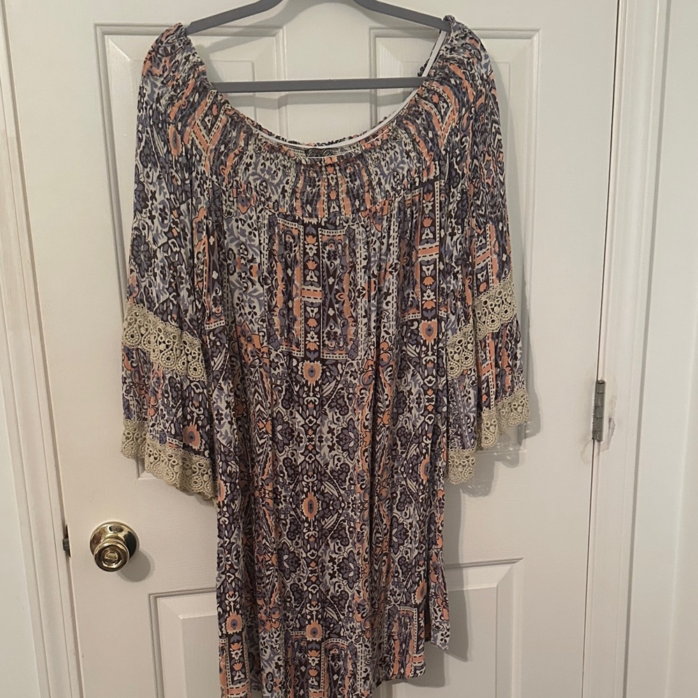Elegant Off-Shoulder Patterned Blouse
